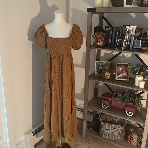 Oceane Dress - Picture 4 of 10